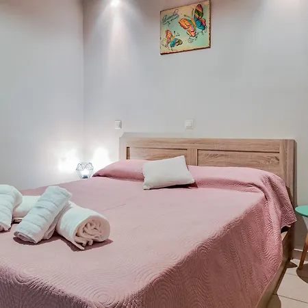 Cozy 1 Bedroom In Center * זקינטוס טאון